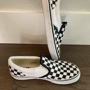 Kids Vans Classic Checkerboard Slip-ons. Size 2